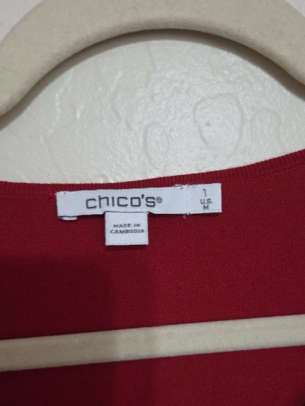 Chico's Red V‑Neck Long Sleeve Top